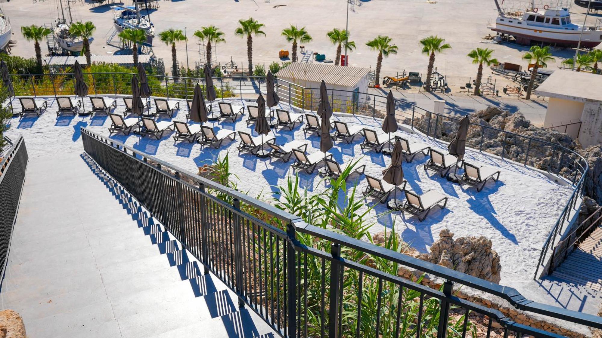 Hotell Ada Port Adults Only *