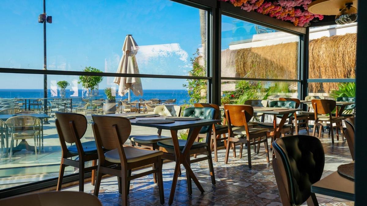Ada Port Adults Only Hotell